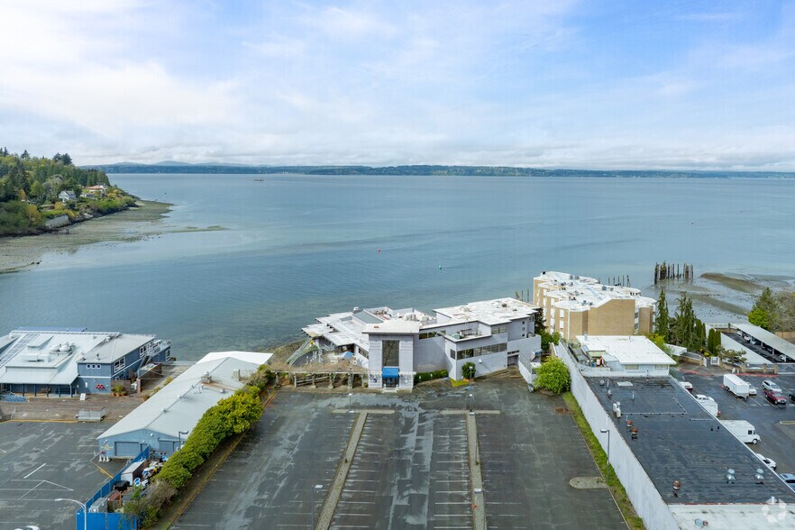 More Photos Of 6135 Seaview Ave NW, Seattle Restaurant For Lease