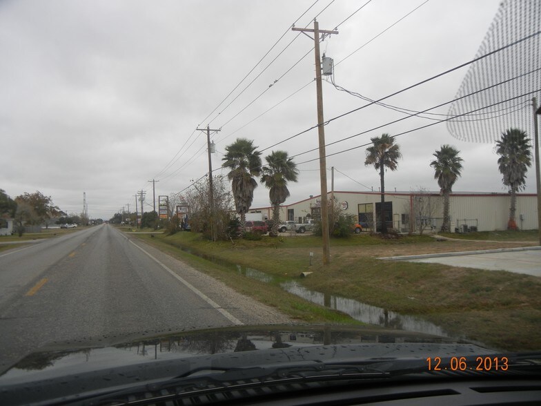 More Photos Of 1815 Dickinson Ave, Dickinson Warehouse For Lease