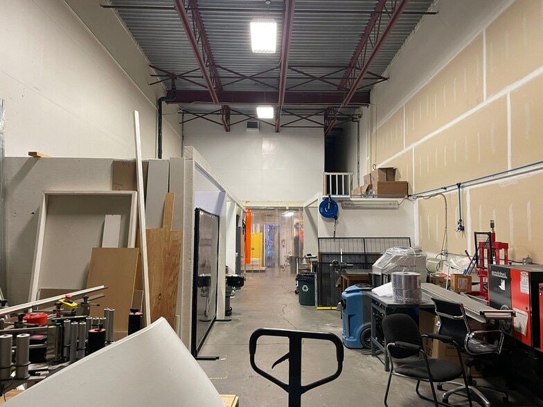 More Photos Of 9295 198th St, Langley Twp Warehouse For Sale