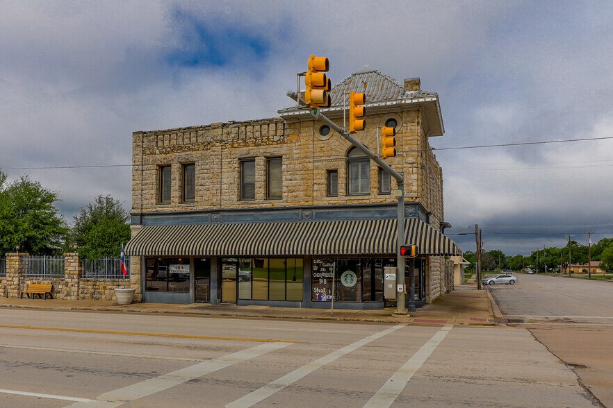 More Photos Of 119 N Main St, Jacksboro Hospitality For Sale