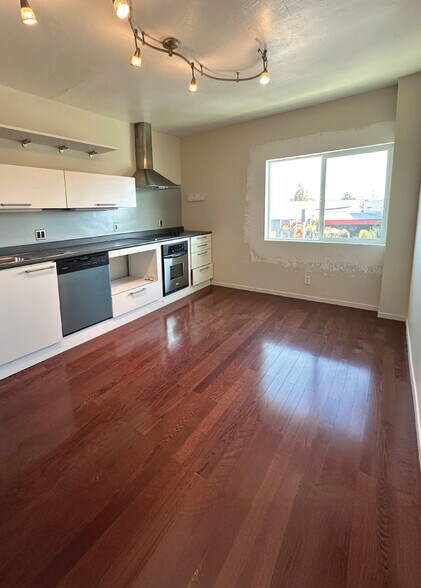 More Photos Of , Redwood City Industrial For Sale