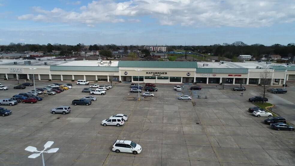 More Photos Of 1318 W Airline Hwy, La Place Unknown For Lease