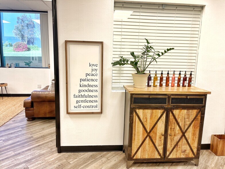 More Photos Of 900 Lane Ave, Chula Vista Office For Lease