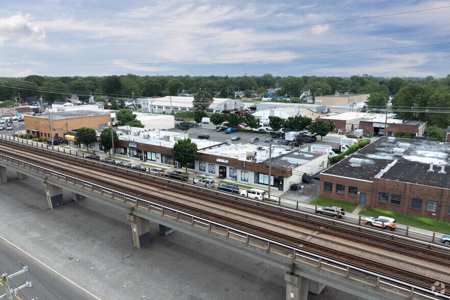 More Photos Of 622-640 Oak St, Copiague Unknown For Lease