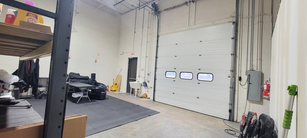 More Photos Of 5800 Woodcliff Rd, Bowie Warehouse For Sale