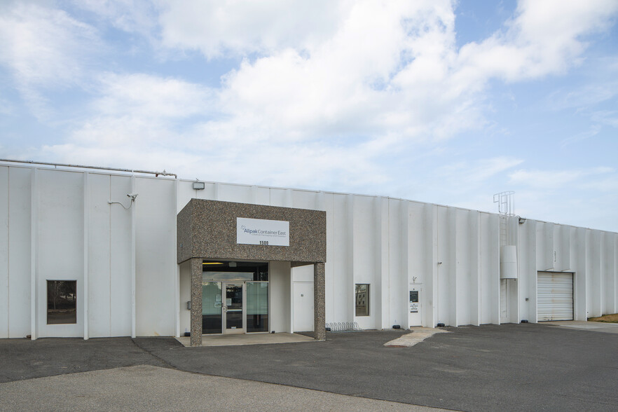 Primary Photo Of 1500 W 1st St, Cheney Light Manufacturing For Lease