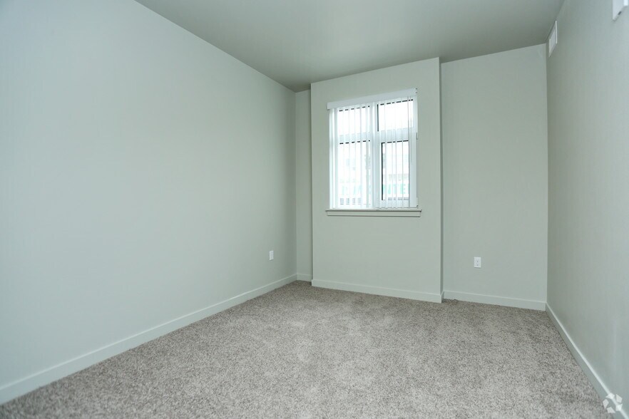 More Photos Of 913 S Jackson St, Seattle Apartments For Lease