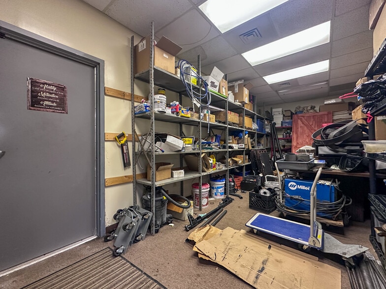 More Photos Of 1617 Warren Ave, Niles Warehouse For Sale