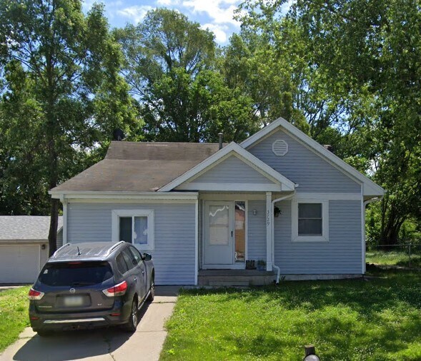More Photos Of , Des Moines Multifamily For Sale