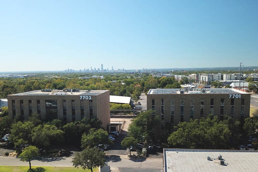 More Photos Of 7703 N Lamar Blvd, Austin Loft Creative Space For Sale