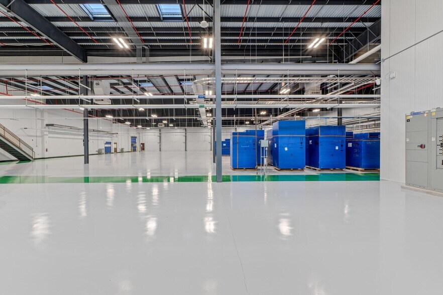 More Photos Of 100 Mkda Way, Griffin Manufacturing For Sale