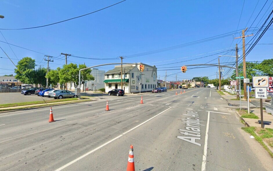 More Photos Of 559 Atlantic Ave, East Rockaway Medical For Lease