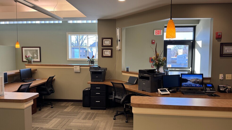 More Photos Of 760 Busse Hwy, Park Ridge Medical For Lease