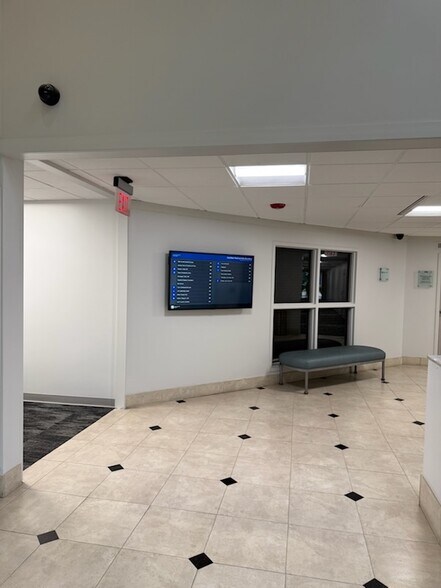 More Photos Of 9816 Memorial Blvd, Humble Medical For Lease