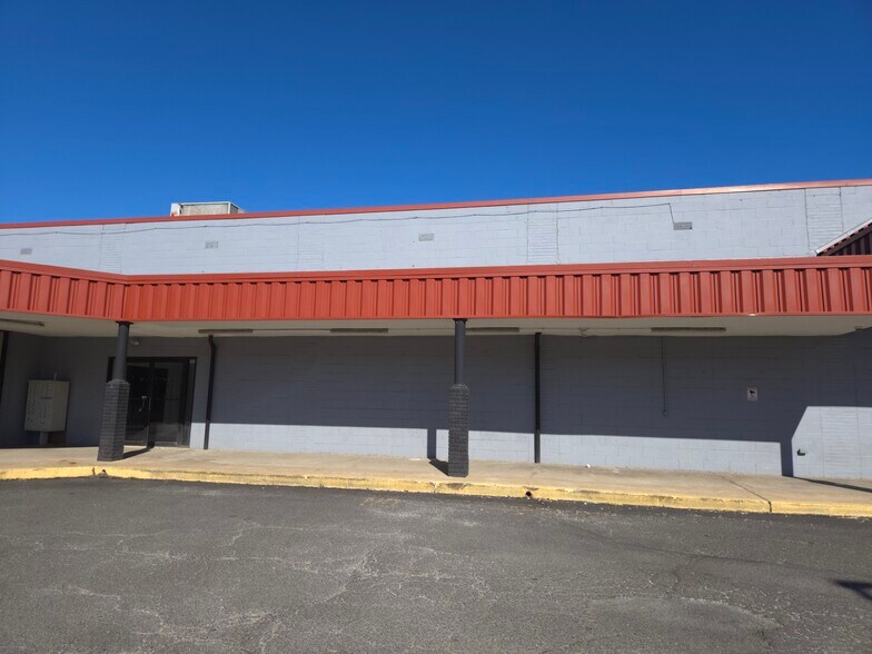 More Photos Of 43 E Bridge St, Spring City Unknown For Lease