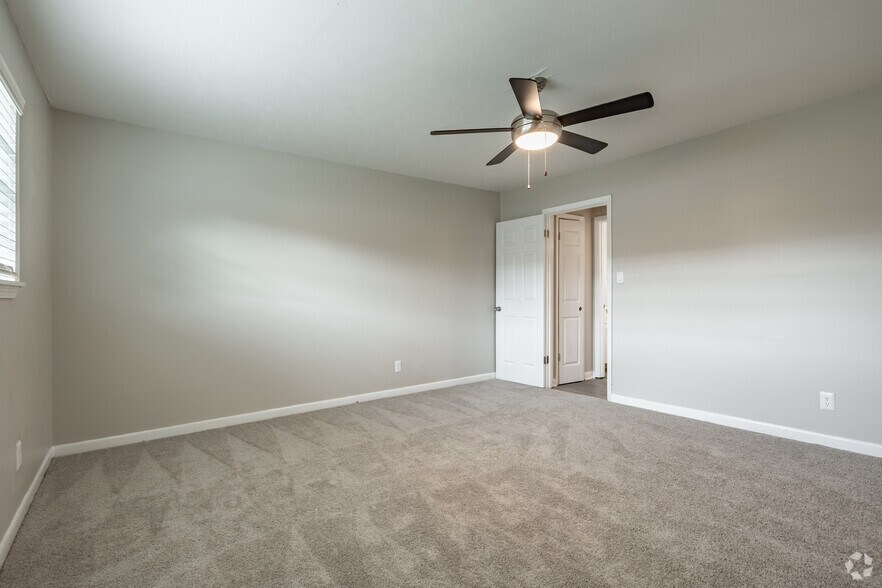 More Photos Of 661 Sherwood Dr, Jonesboro Apartments For Sale