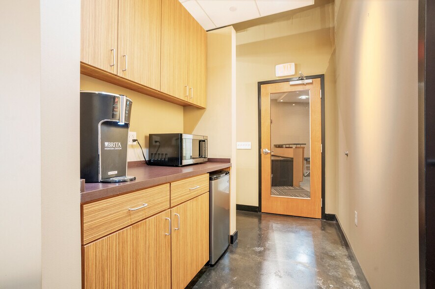 More Photos Of 121-189 S Orange Ave, Orlando Office Residential For Sale