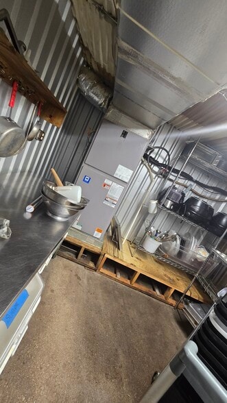 More Photos Of 4021 Acton Hwy, Granbury General Retail For Lease