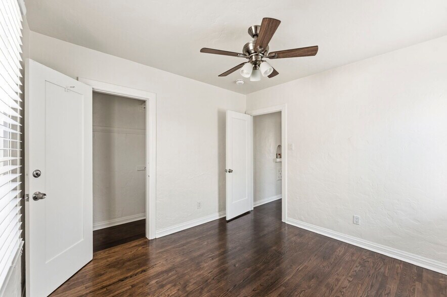 More Photos Of 1047 W 7th St, San Pedro Multifamily For Sale