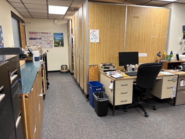 More Photos Of 1060 Orlando Dr, Green Bay Office For Sale