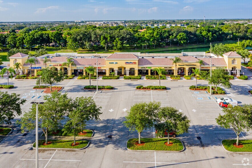 More Photos Of 2420-2500 Vanderbilt Beach Rd, Naples Unknown For Lease