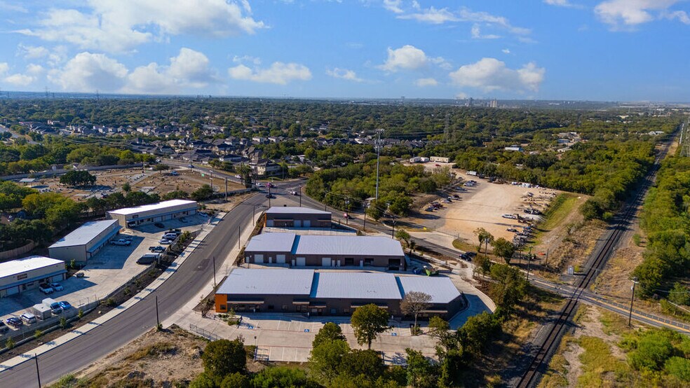 More Photos Of 4503 N Stahl Park, San Antonio Unknown For Lease