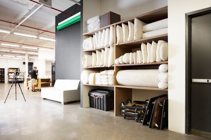 More Photos Of 4310 21st St, Long Island City Warehouse For Sale