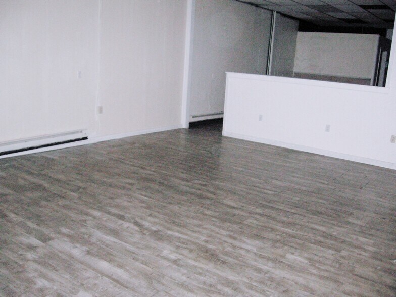 More Photos Of 126-148 W Saint Joseph St, Easton Storefront Retail Office For Lease