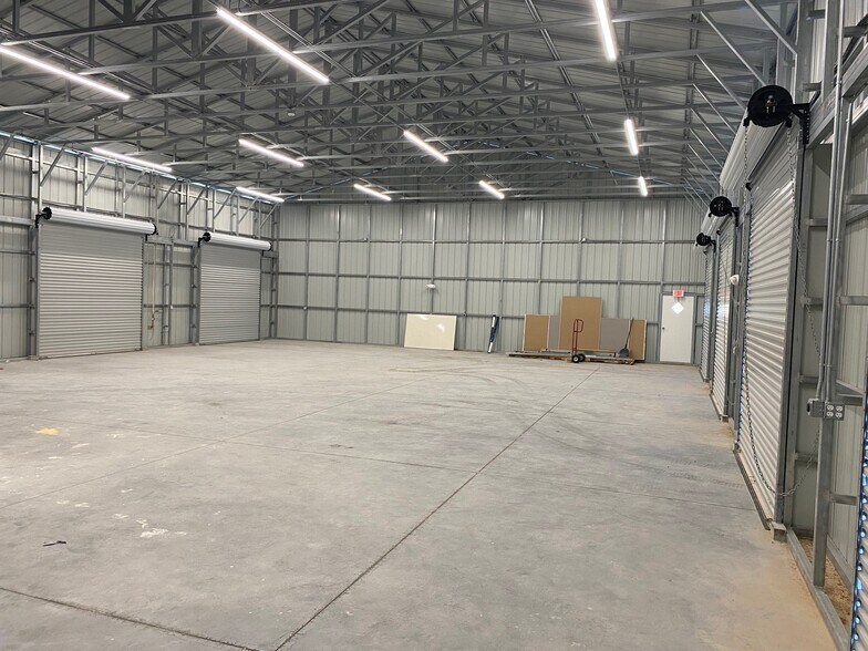 More Photos Of 2720 Kirby Cir NE, Palm Bay Light Distribution For Sale