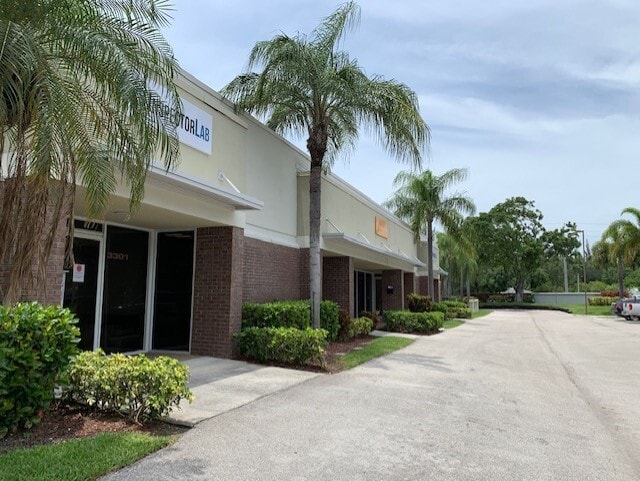 More Photos Of 3301-3471 NW 55th St, Fort Lauderdale Unknown For Lease