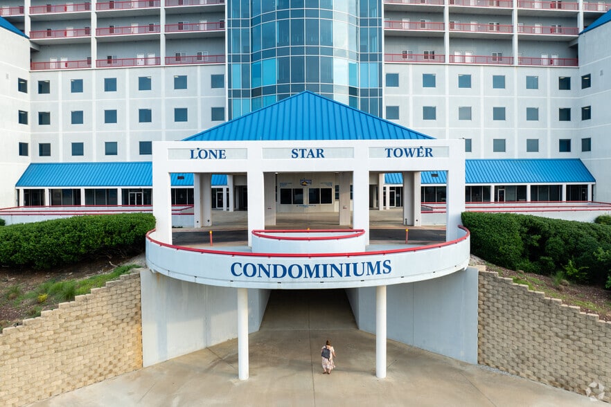 More Photos Of 3575 Lone Star Cir, Fort Worth Apartments For Sale