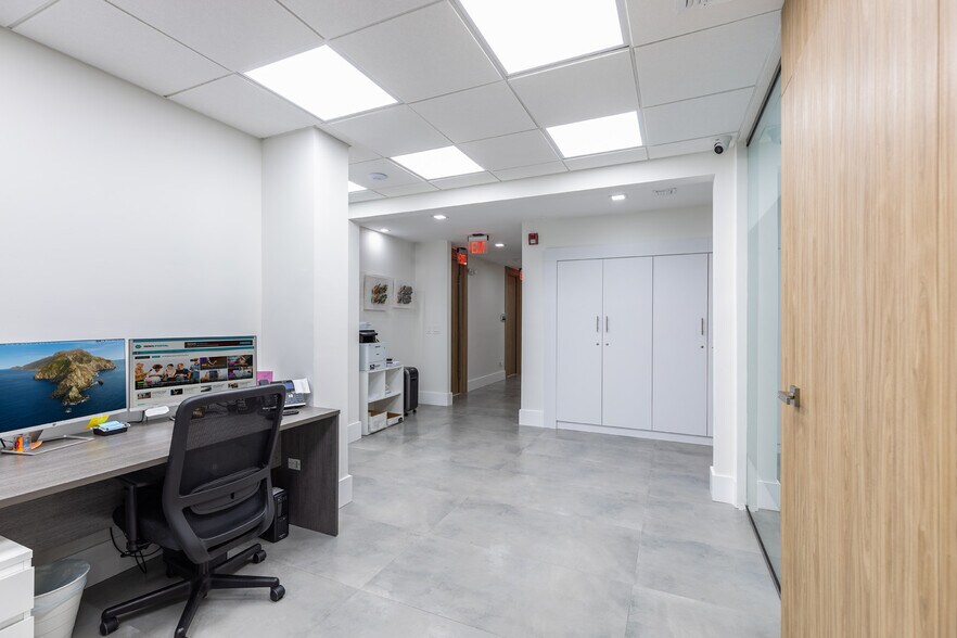 More Photos Of 9400 SW 77th Ave, Miami Office For Lease
