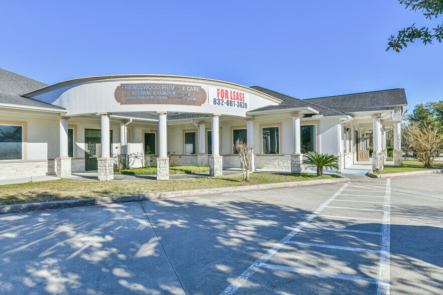 Primary Photo Of 1111 S Friendswood Dr, Friendswood Office For Lease
