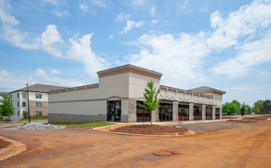 Primary Photo Of 471 Hull Rd, Athens General Retail For Lease