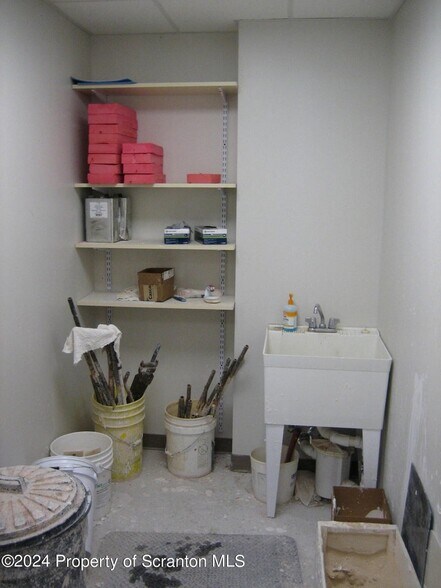 More Photos Of 316 Main St, Dickson City Medical For Sale