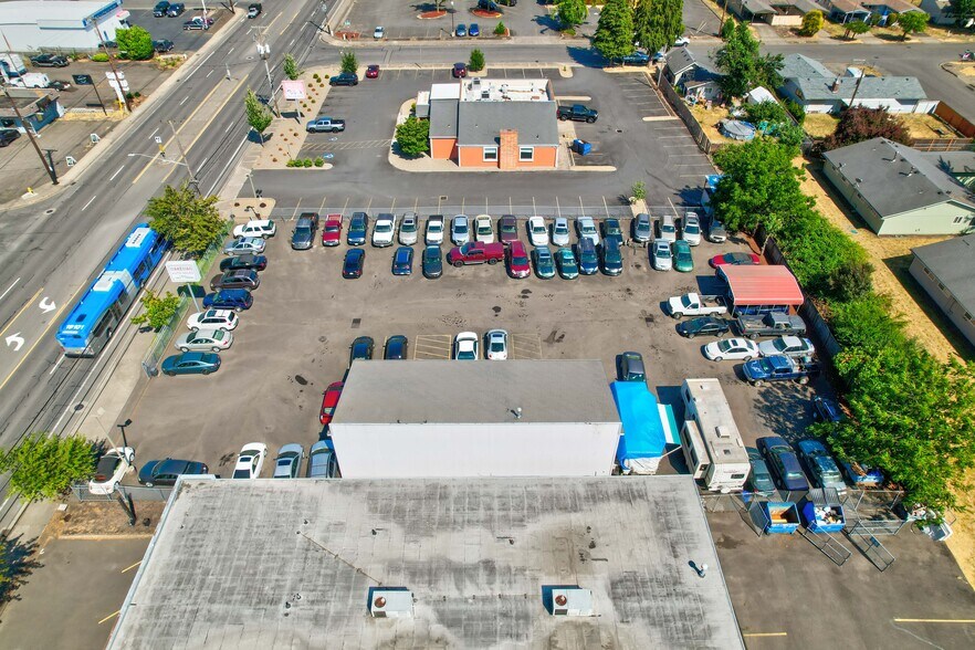 More Photos Of 3897 Main St, Springfield Auto Dealership For Sale