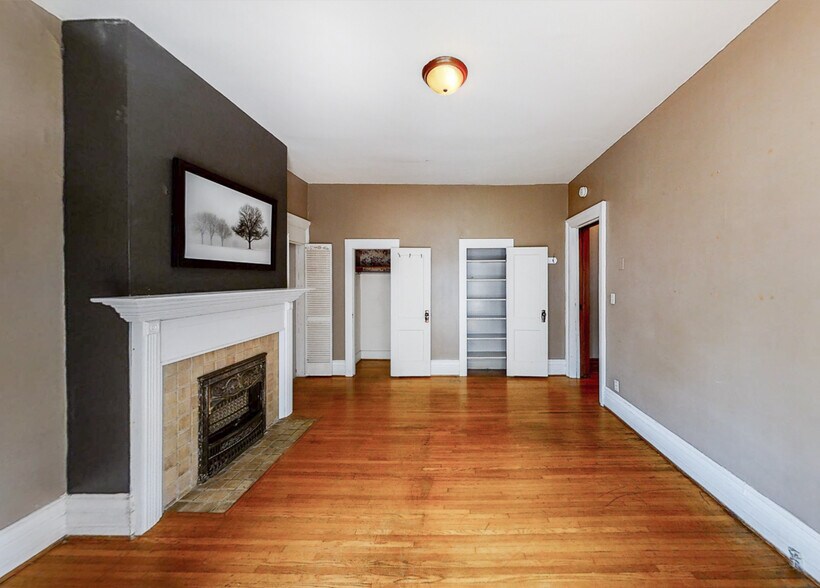 More Photos Of 342-344 W 9th St, Erie Apartments For Sale