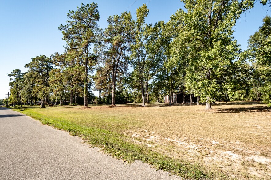 More Photos Of 22455 Ford Rd, Porter Office Residential For Sale
