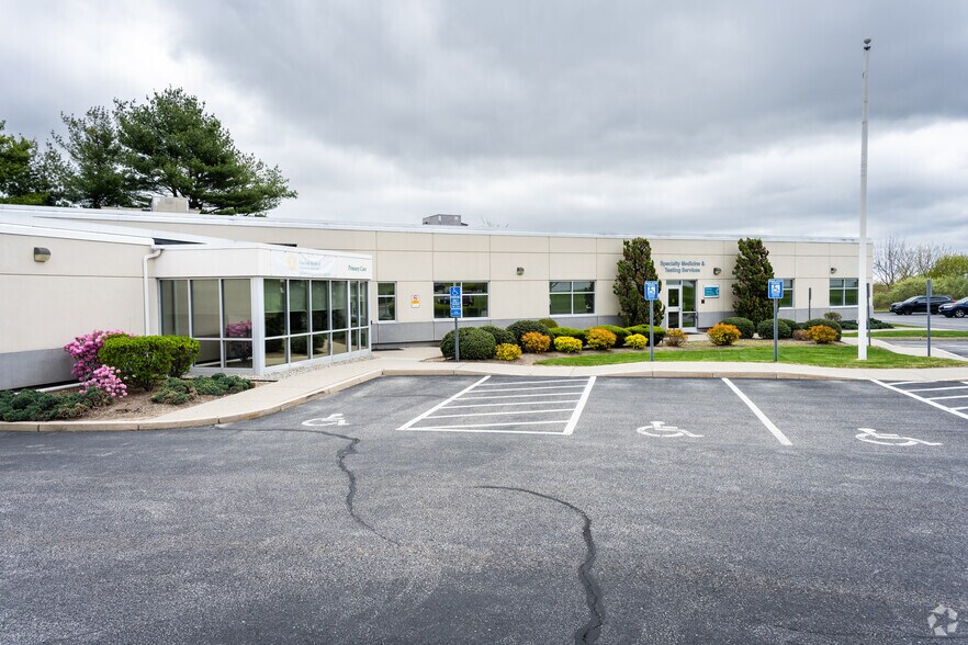 More Photos Of 1500 Pontiac Ave, Cranston Medical For Sale