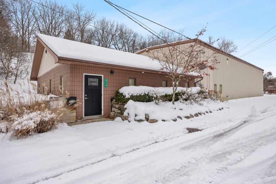 Primary Photo Of 316 Bradford St NE, Grand Rapids Manufacturing For Sale