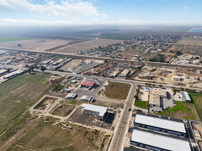 More Photos Of 3550 S K St, Tulare Industrial For Sale