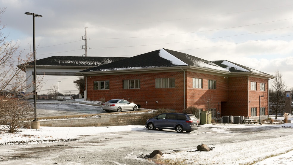More Photos Of 9150 Market Square Dr, Streetsboro Medical For Lease