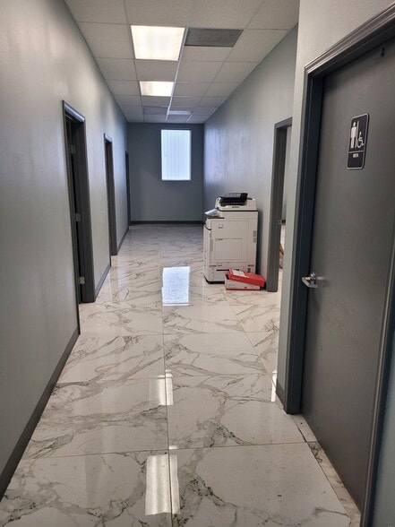 More Photos Of 102 S Avenue A, Freeport Manufacturing For Sale