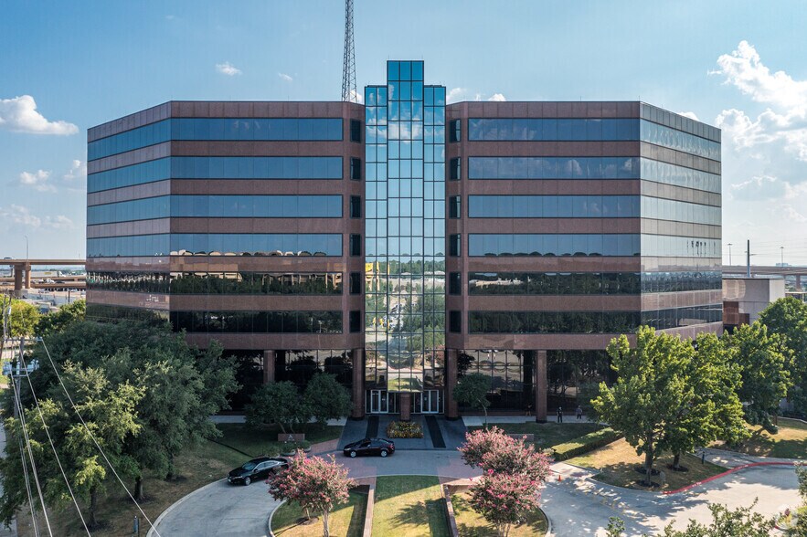 More Photos Of 12005 Ford Rd, Dallas Office For Lease