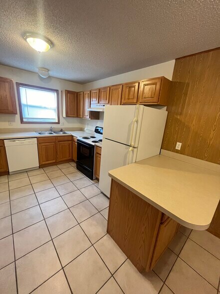 More Photos Of 109-111 Commercial St, Warrensburg Apartments For Sale