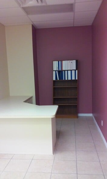 More Photos Of 37826-37828 Sky Ridge Cir, Dade City Flex For Lease