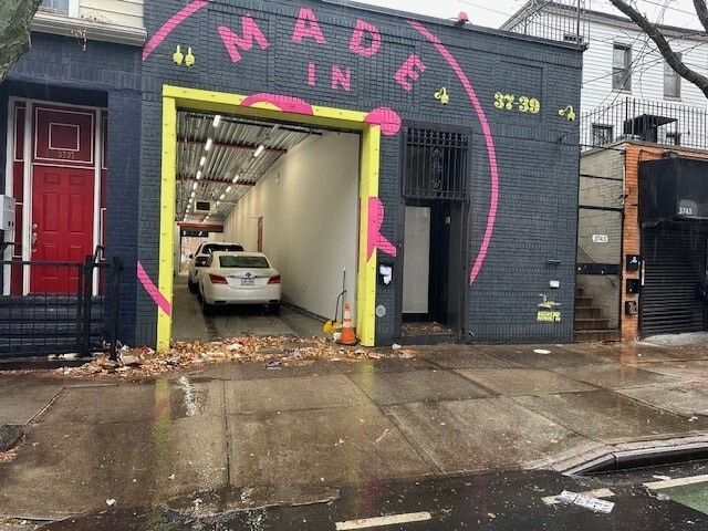 More Photos Of 3739-3741 White Plains Rd, Bronx Manufacturing For Sale