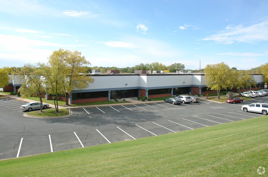 Primary Photo Of 6200-6230 Bury Dr, Eden Prairie Showroom For Lease