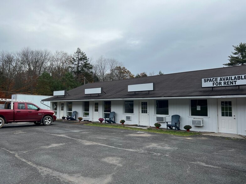 Primary Photo Of 606 PA-940 Rt, Pocono Lake Office For Lease