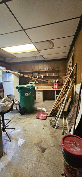 More Photos Of 9 E 44th St, Wilmington Office Residential For Sale